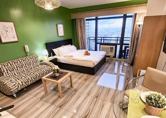 Flat In Gramercy Makati With Netflix Manila